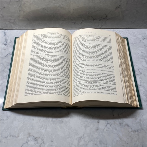 Complete Stories and Poems of Edgar Allan Poe Book - Picture 3 of 4